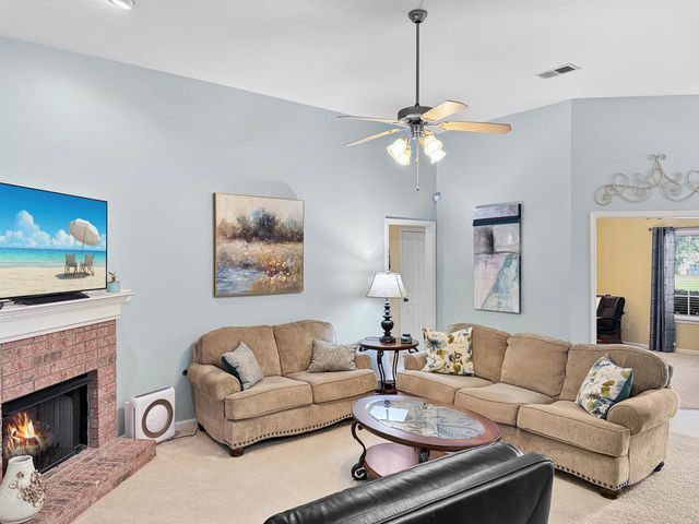 8294 WESLEY WOODS CIR, Memphis, TN 38018