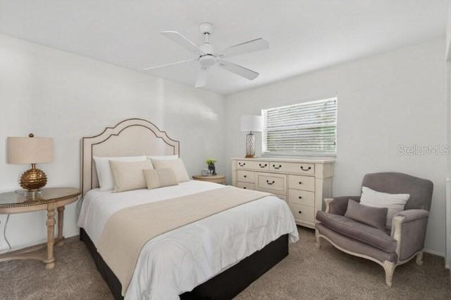 8195 COACHLIGHT CIRCLE, Seminole, FL 33776