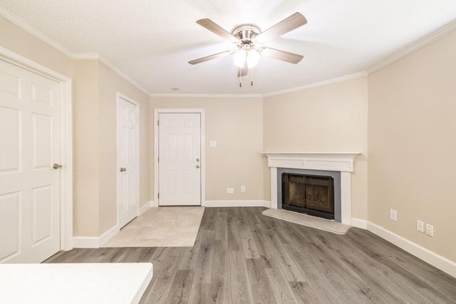 2750 Holly Hall Street 1711, Houston, TX 77054