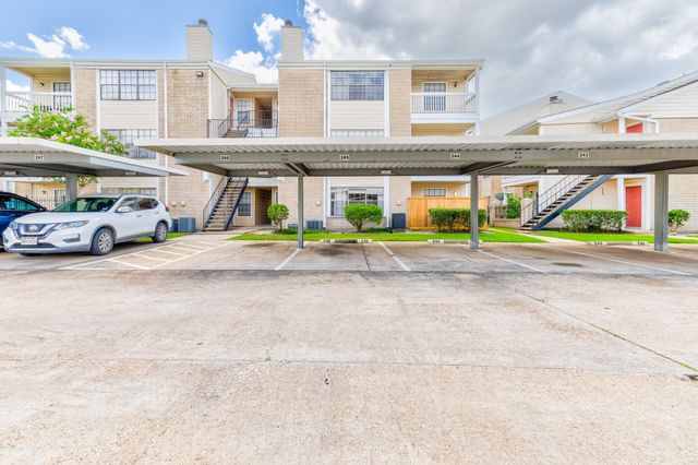 2750 Holly Hall Street 1711, Houston, TX 77054