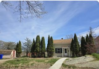 25 Wilson Street, West Warwick, RI 02893