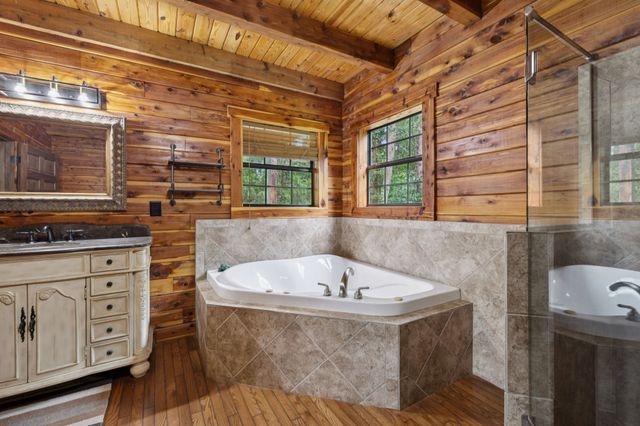 602 Gaither Hinson Rd, Waynesboro, TN 38485