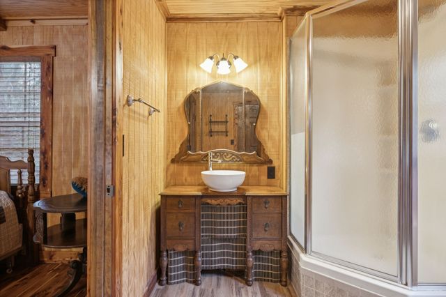 602 Gaither Hinson Rd, Waynesboro, TN 38485