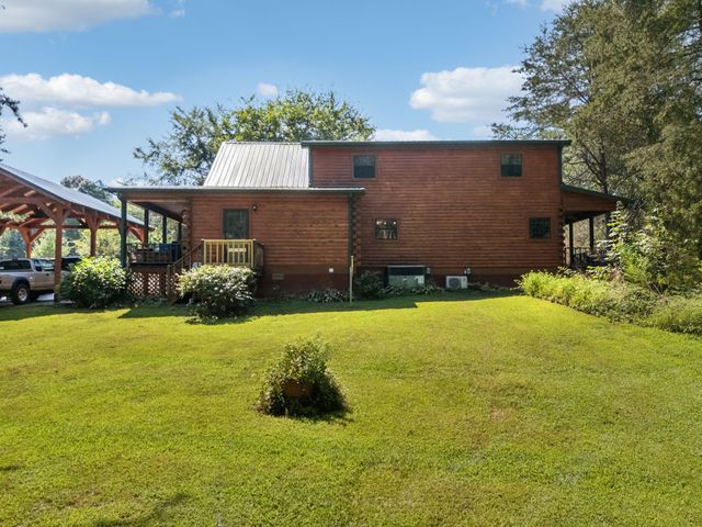 602 Gaither Hinson Rd, Waynesboro, TN 38485