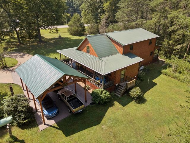 602 Gaither Hinson Rd, Waynesboro, TN 38485