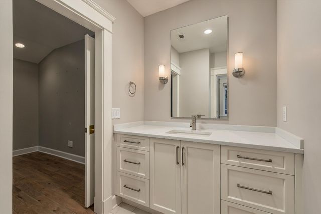 1915 Blair Blvd, Nashville, TN 37212