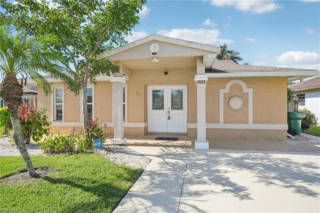 770 93rd AVE N, NAPLES, FL 34108 — exterior