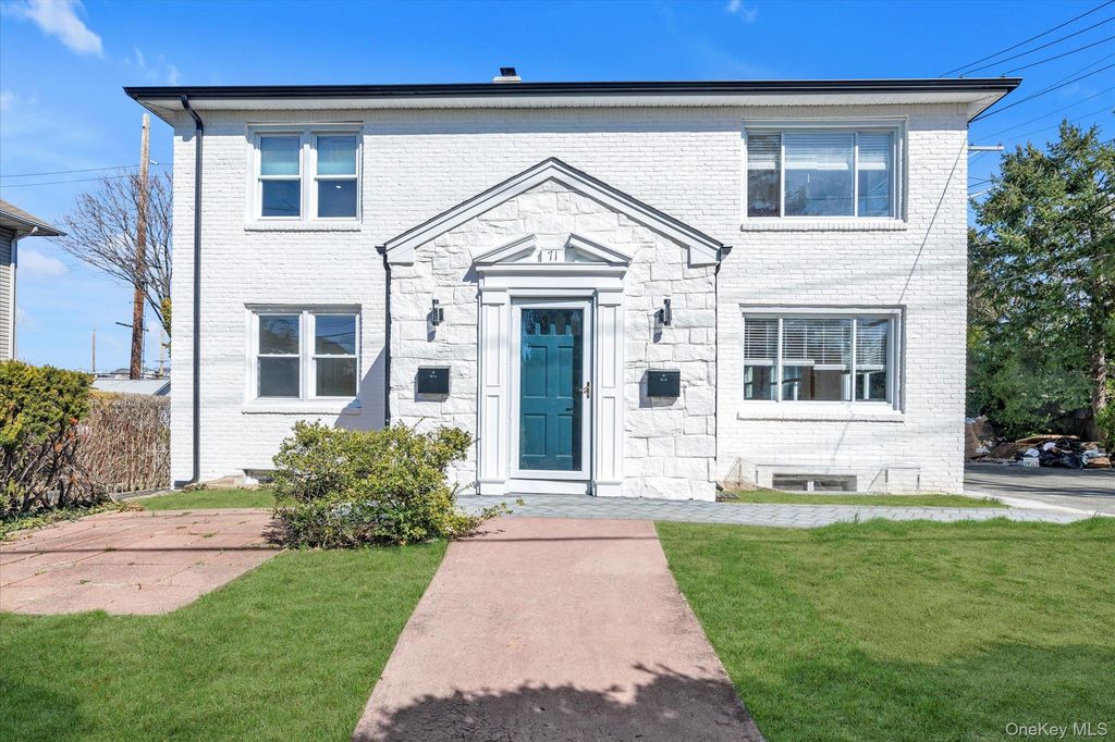 71 Haven Avenue Lower, Port Washington, NY 11050