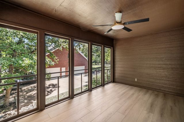 4119 Timberwood Drive, West Des Moines, IA 50265