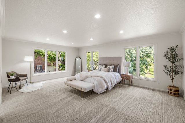 4119 Timberwood Drive, West Des Moines, IA 50265