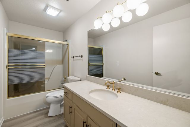 4119 Timberwood Drive, West Des Moines, IA 50265