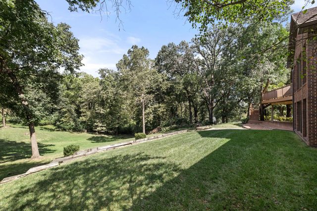 4119 Timberwood Drive, West Des Moines, IA 50265
