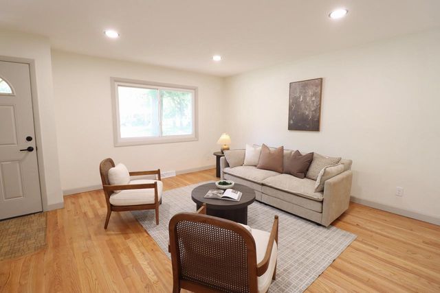 6520 N 56th STREET, Milwaukee, WI 53223