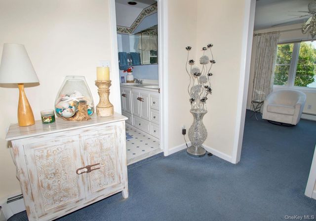 35 Prospect Road, Centerport, NY 11721