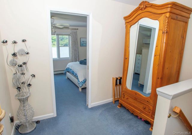 35 Prospect Road, Centerport, NY 11721