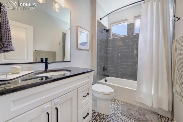 2927 Golden Meadow Way, Colorado Springs, CO 80908