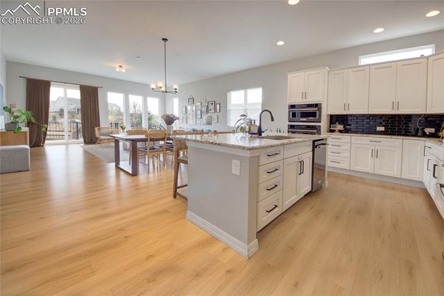 2927 Golden Meadow Way, Colorado Springs, CO 80908