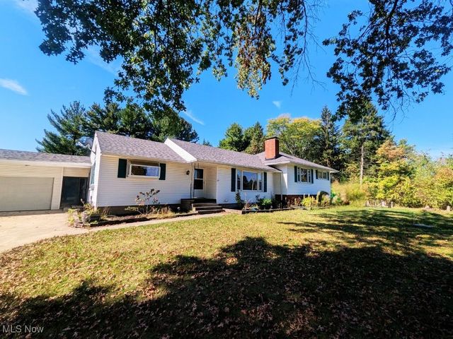 3198 Erhart Road, Litchfield, OH 44253