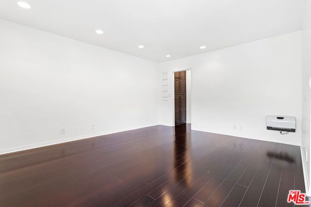 2002 4th Street 304, Santa Monica, CA 90405