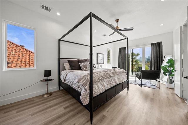 2132 Hondo Avenue, Dallas, TX 75219