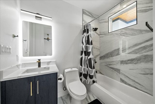 2132 Hondo Avenue, Dallas, TX 75219