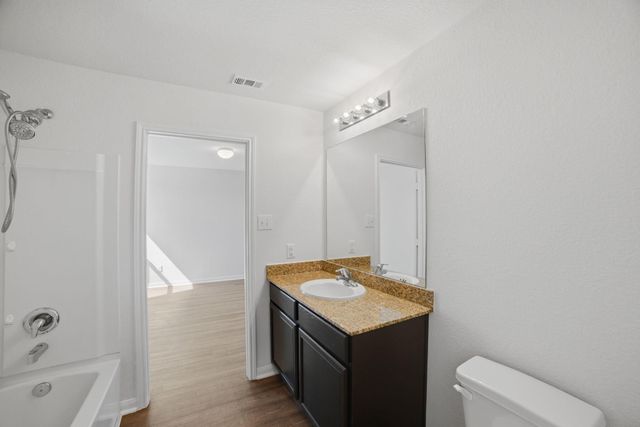 5017 Cressler LN 28G, Jarrell, TX 76537