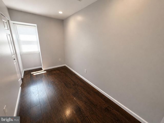 1230 LIBERTE CT, Burlington, NJ 08016