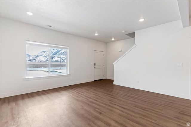 433 S 1580 E, Hyrum, UT 84319