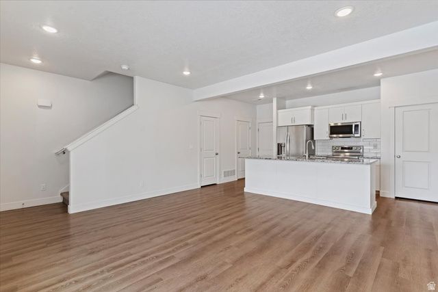 433 S 1580 E, Hyrum, UT 84319