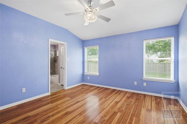 432 Thunderstorm Ave, Lockhart, TX 78644