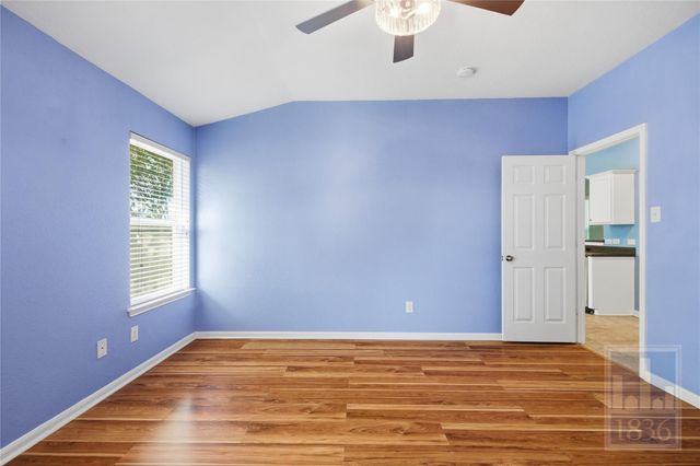 432 Thunderstorm Ave, Lockhart, TX 78644