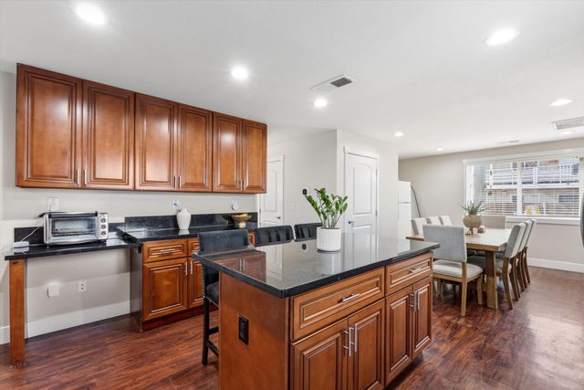 311 W El Camino, Sacramento, CA 95833