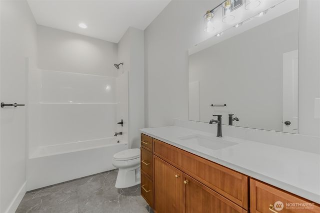 130 Gassman Road, Castle Rock, WA 98611