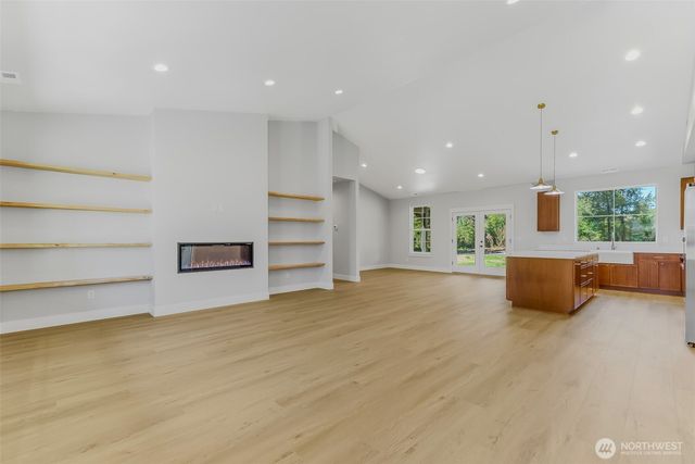 130 Gassman Road, Castle Rock, WA 98611