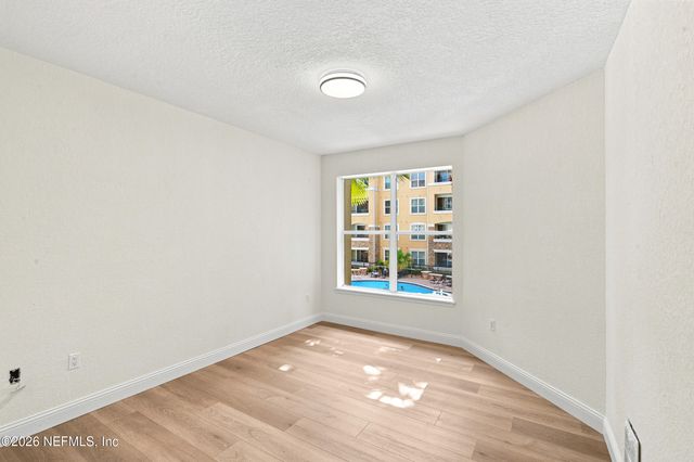 8539 GATE Parkway 9220, Jacksonville, FL 32216