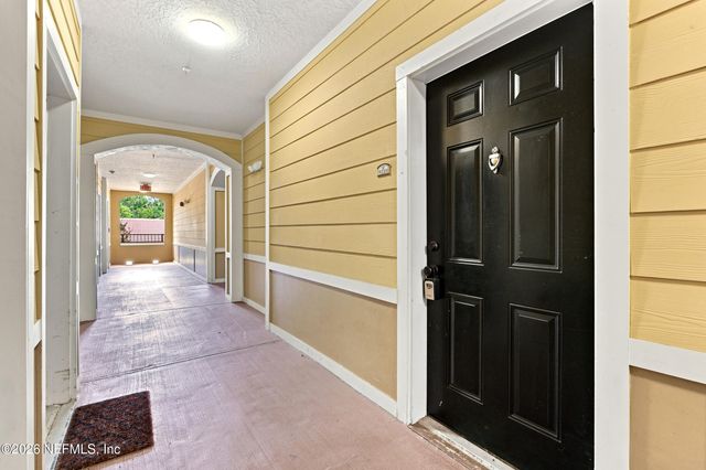8539 GATE Parkway 9220, Jacksonville, FL 32216