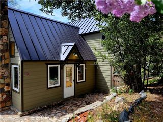 177 Craghill, Cedar Glen, CA 92321