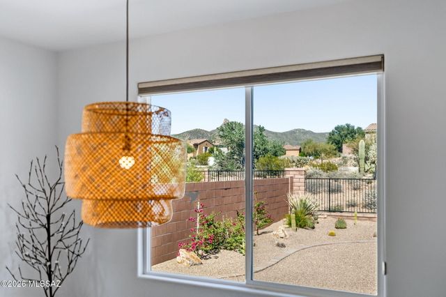 14162 N Silverleaf Lane, Marana, AZ 85658