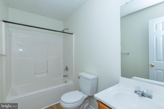 124 PONY CIR, Martinsburg, WV 25405