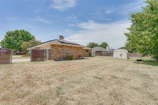 1418 Ridge Drive, Midlothian, TX 76065