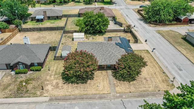 1418 Ridge Drive, Midlothian, TX 76065