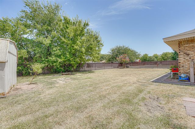 1418 Ridge Drive, Midlothian, TX 76065