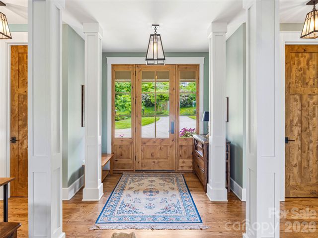 266 Stratford Road, Asheville, NC 28804