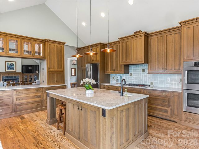 266 Stratford Road, Asheville, NC 28804