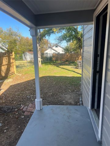 3705 Ellsmere Court, Fort Worth, TX 76103