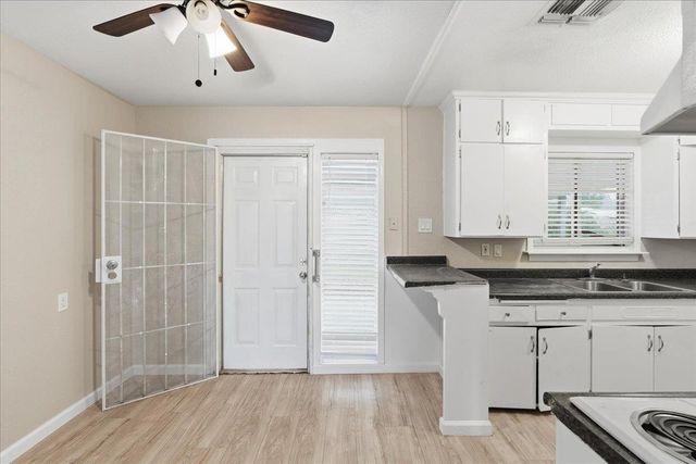 4056 Cornelia Way, North Highlands, CA 95660