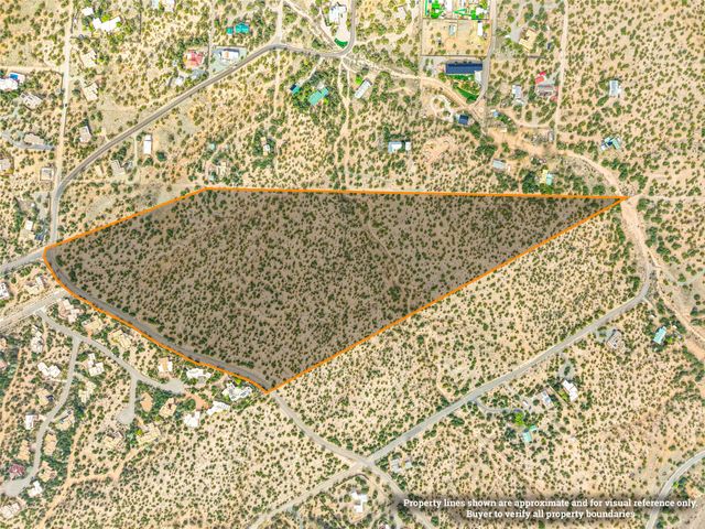 1864 Paseo De Las Vistas, Santa Fe, NM 87507