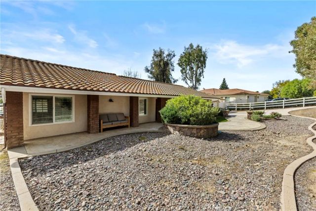 31235 Calle Felicidad, Temecula, CA 92591