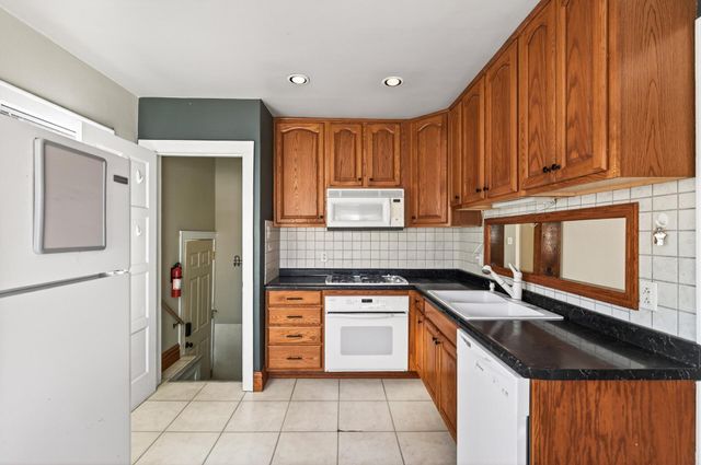 2069 Manitou Avenue, Saint Paul, MN 55119