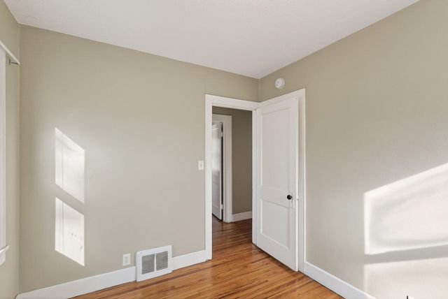 2069 Manitou Avenue, Saint Paul, MN 55119